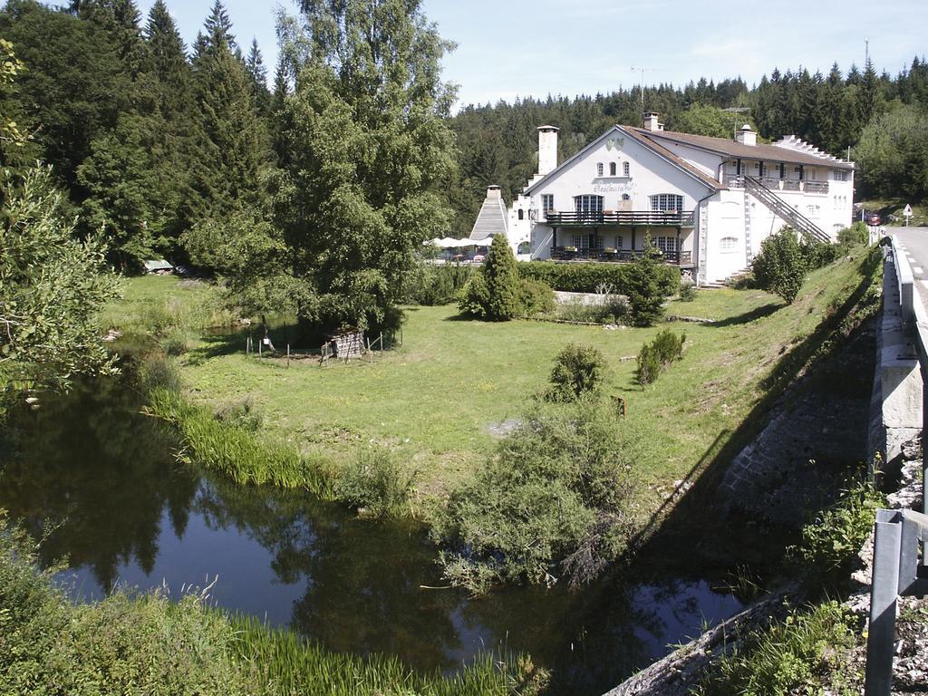 Aux Truites Bleues Fort-du-Plasne Exterior foto